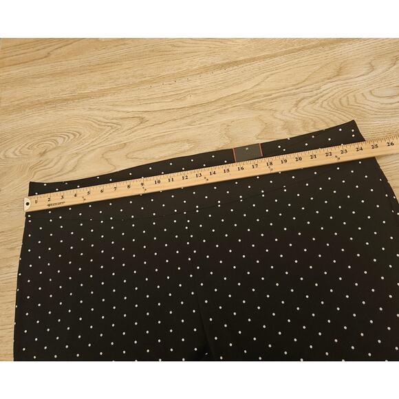 NEW Avenue Super Stretch Pull-On Capri Polka Dot Floral Border Plus Size 26 - Picture 6 of 9